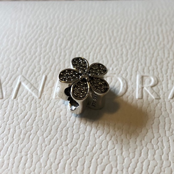 New Pandora Flower Charm - Picture 2 of 5